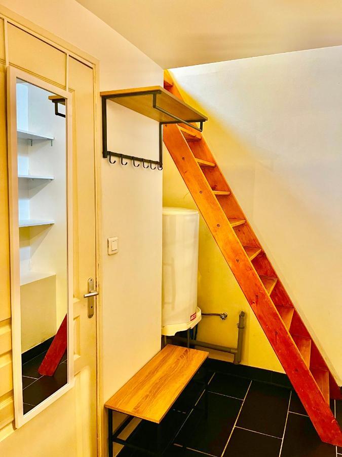 Studios au quartier pavillonnaire rue d Ambert Orléans Extérieur photo