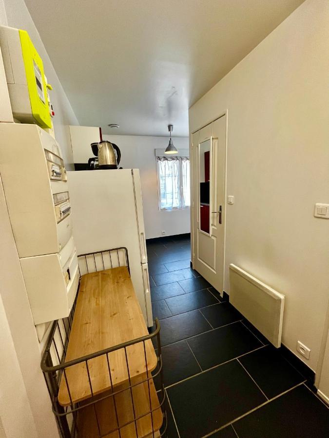 Studios au quartier pavillonnaire rue d Ambert Orléans Extérieur photo